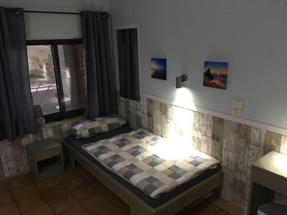 Anissaras Apartahotel